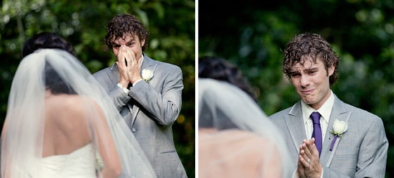 grooms-crying-wedding-photography-thumb640